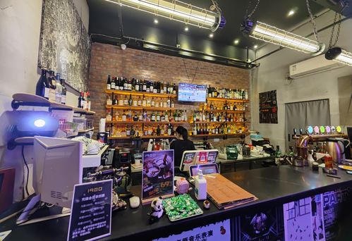 定西路文艺小馆 中西餐饮交融，成年轻人热门打卡地